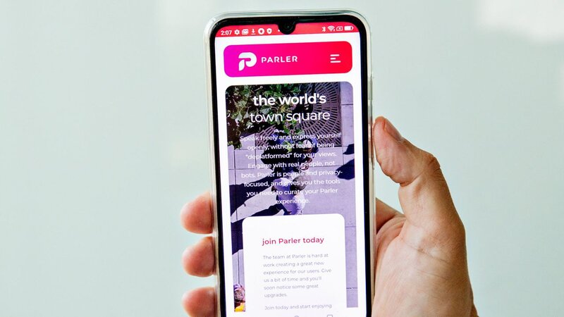 Parler's Early 2024 Relaunch: A Conservative Comeback