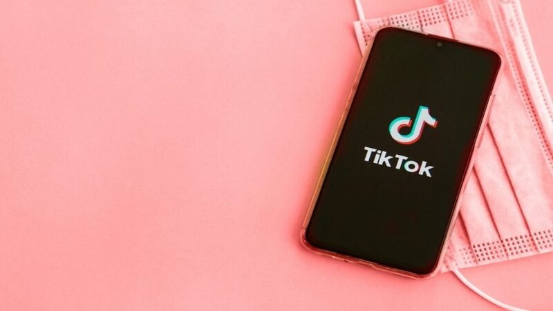 TikTok’s Cultural Impact: Redefining Music Trends