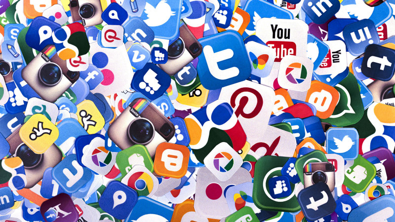 Social media services via smm panel