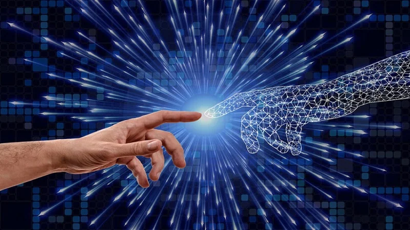 The evolution of global social networks: from creation to the present