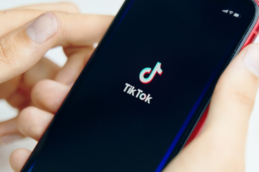 Buy TikTok followers Buzzoid